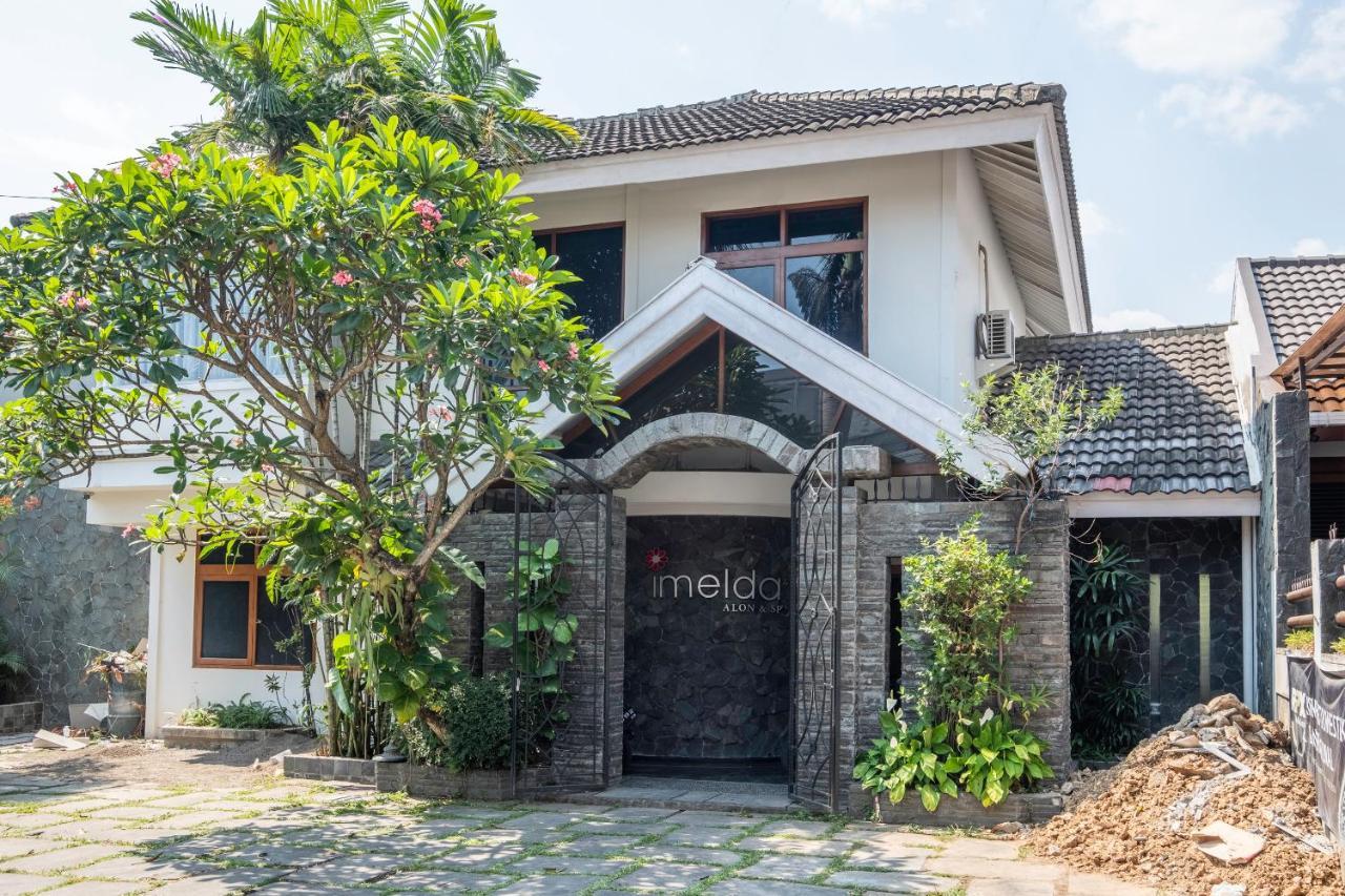 Imelda Residence Setrasari Redpartner บันดุง ภายนอก รูปภาพ