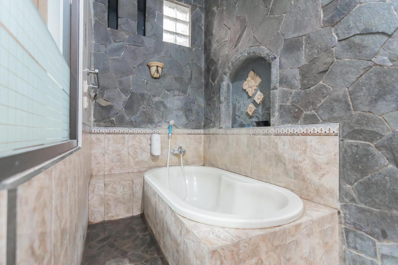 Imelda Residence Setrasari Redpartner บันดุง ภายนอก รูปภาพ